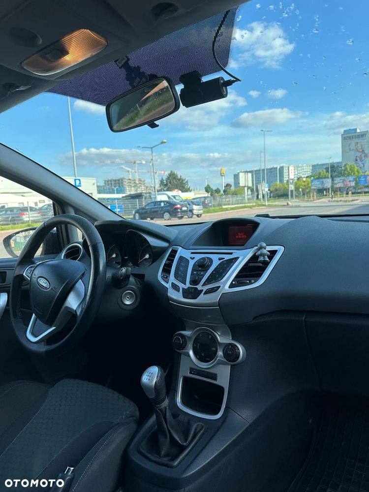 Ford Fiesta 1.4 Champions Edition - 18