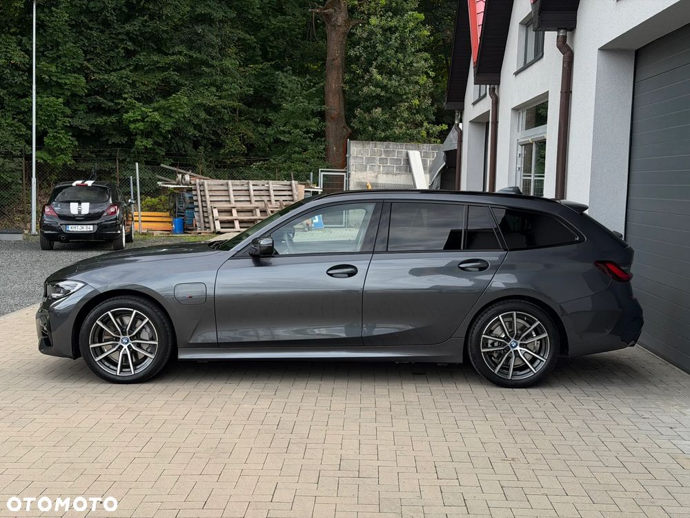 BMW Seria 3 330e xDrive Sport Line - 7