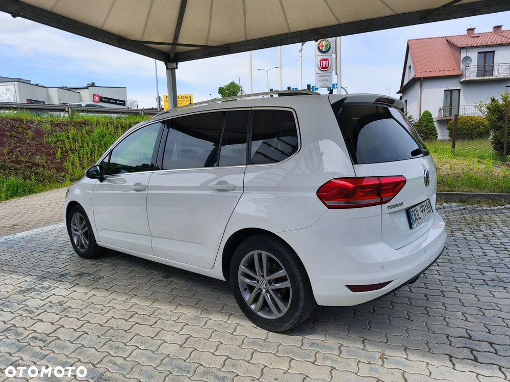 Volkswagen Touran 1.5 TSI EVO Highline DSG - 9