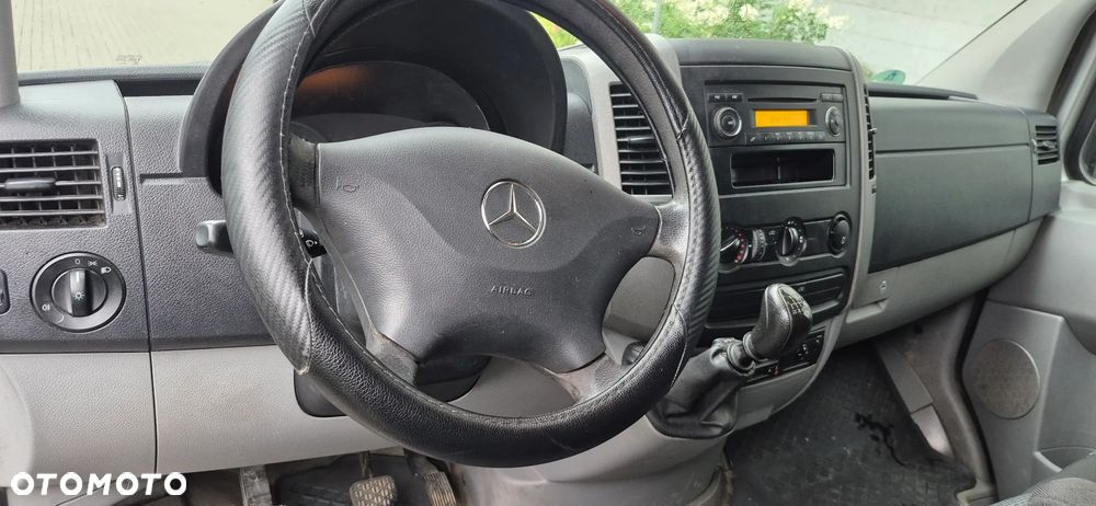 Mercedes-Benz Sprinter - 18