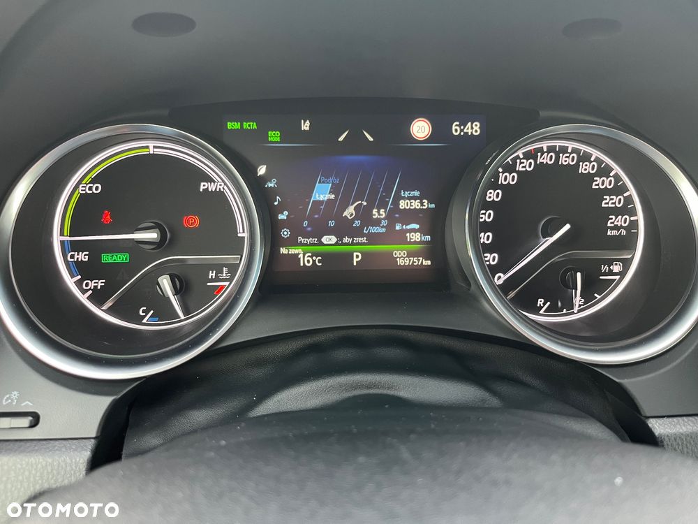 Toyota Camry 2.5 Hybrid Executive CVT - 20