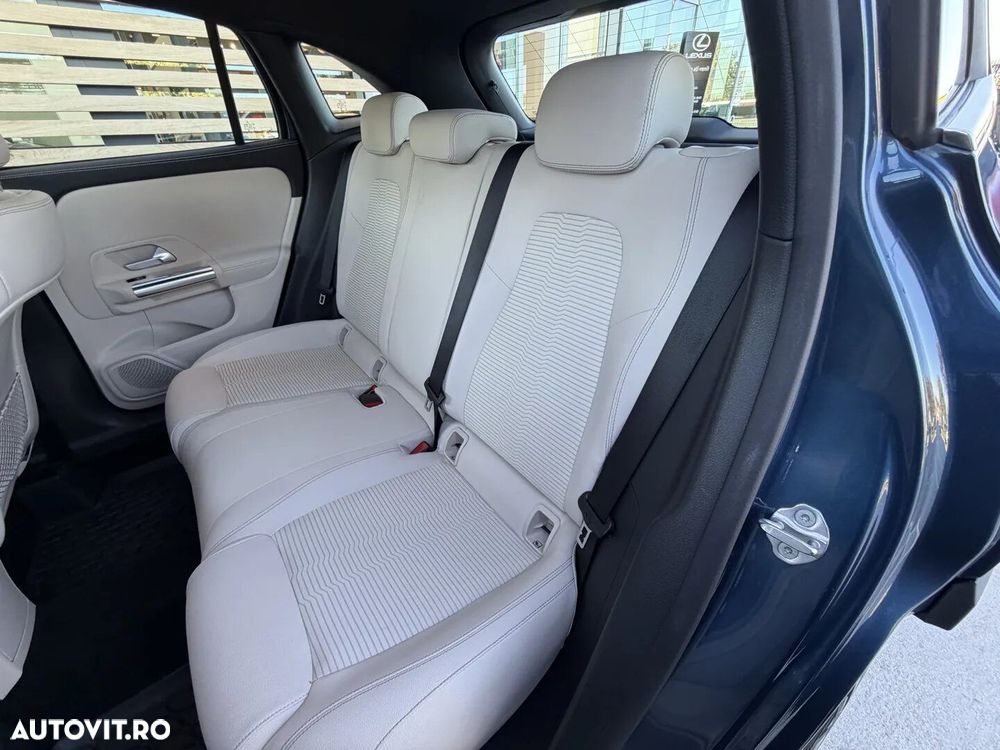 Mercedes-Benz GLA 220 d 4MATIC Aut. - 26