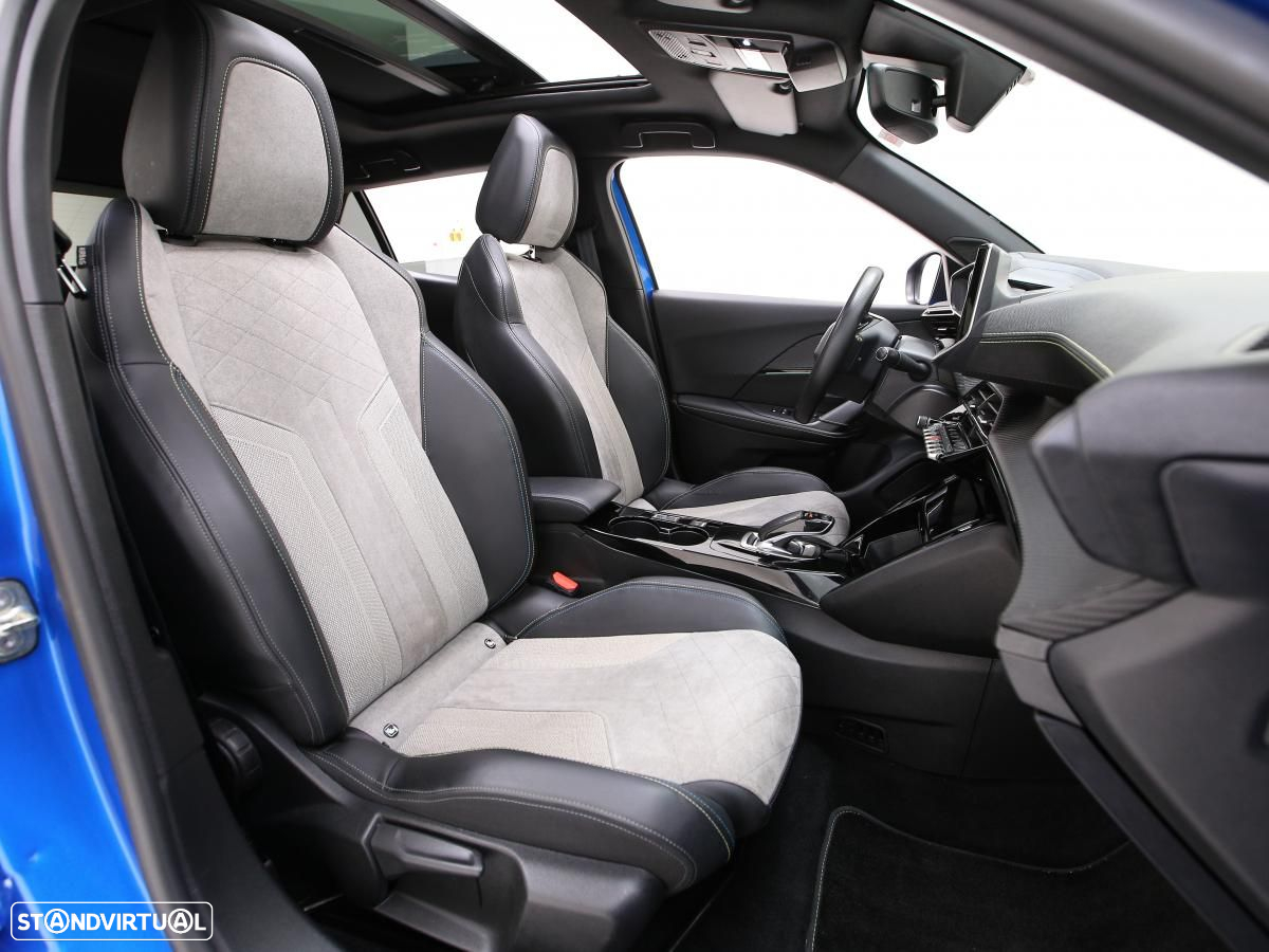 Peugeot e-2008 50 kWh GT - 9