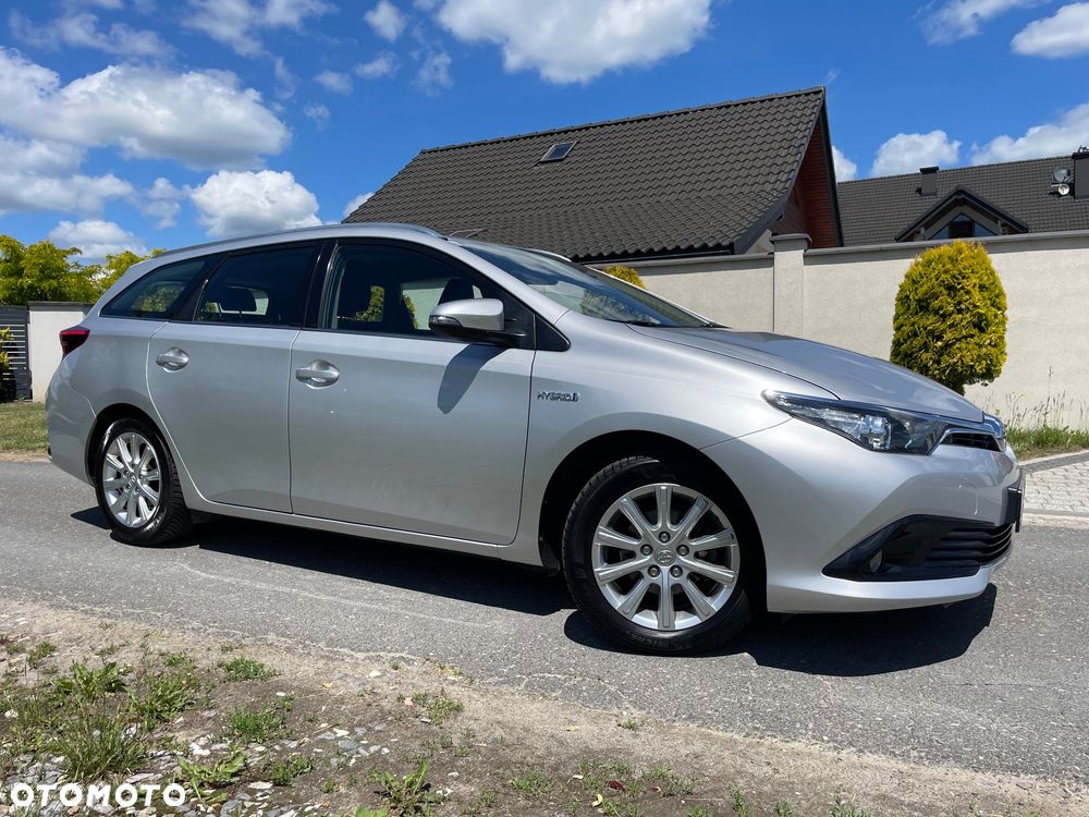 Toyota Auris 1.8 VVT-i Automatik Edition - 4