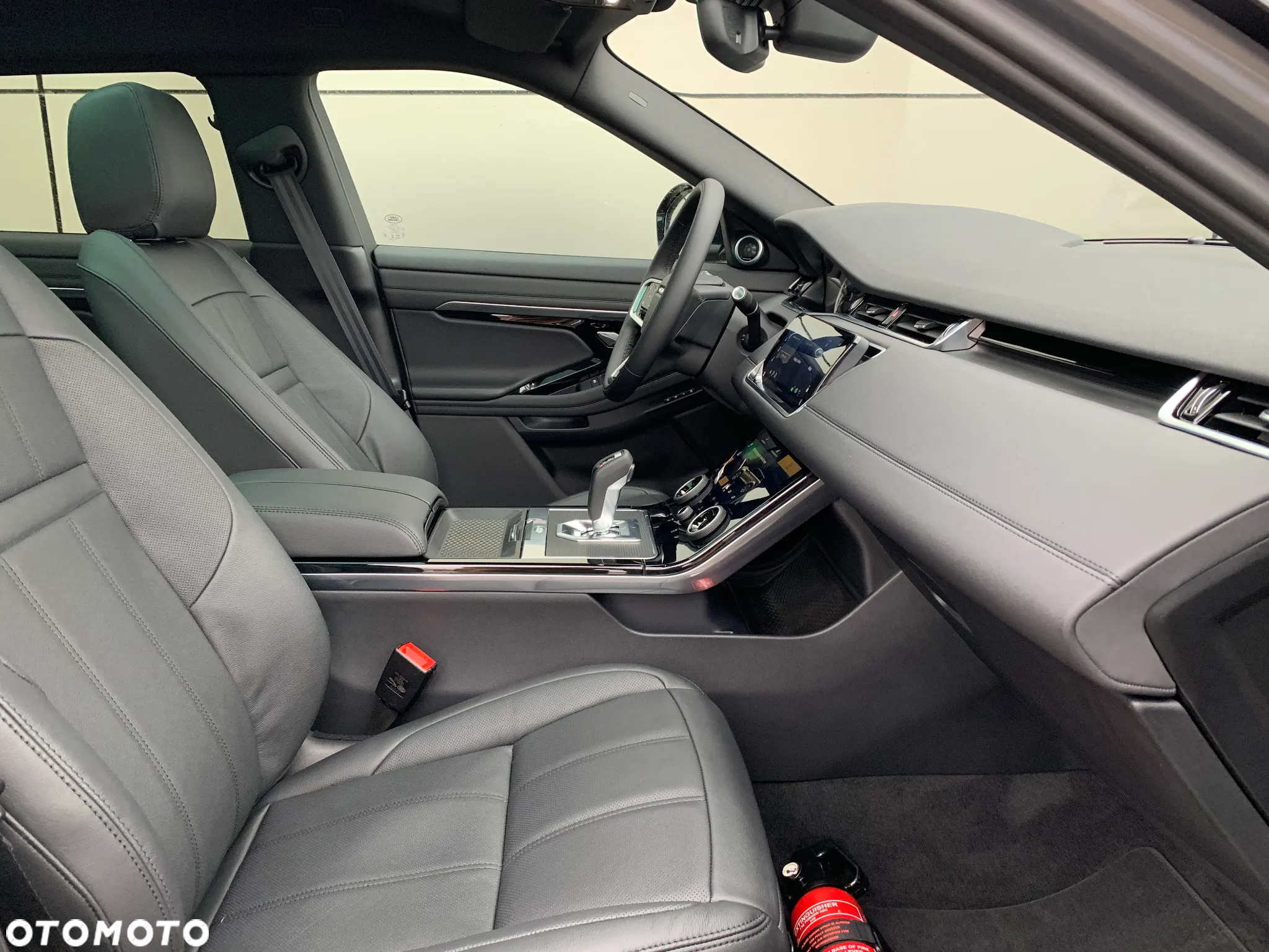 Land Rover Range Rover Evoque - 11