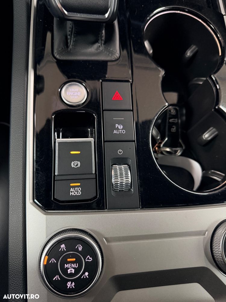 Volkswagen Touareg V6 e-Hybrid OPF 4Motion Aut. Elegance FINAL EDITION - 20