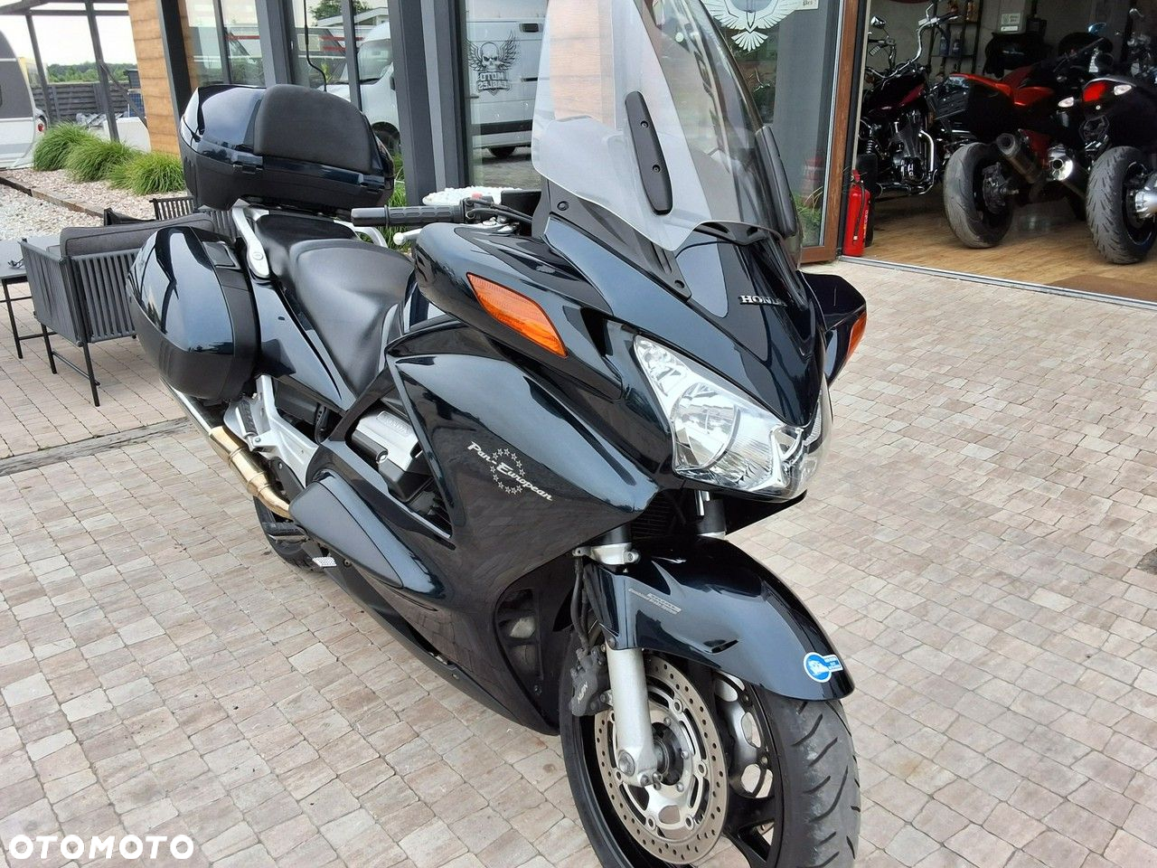 Honda ST - 13