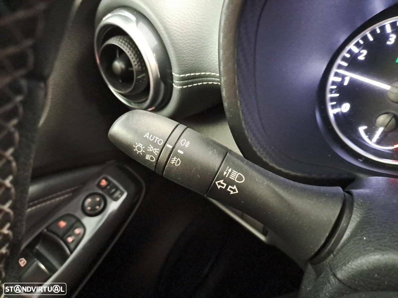 Nissan Juke 1.0 DIG-T Tekna - 14