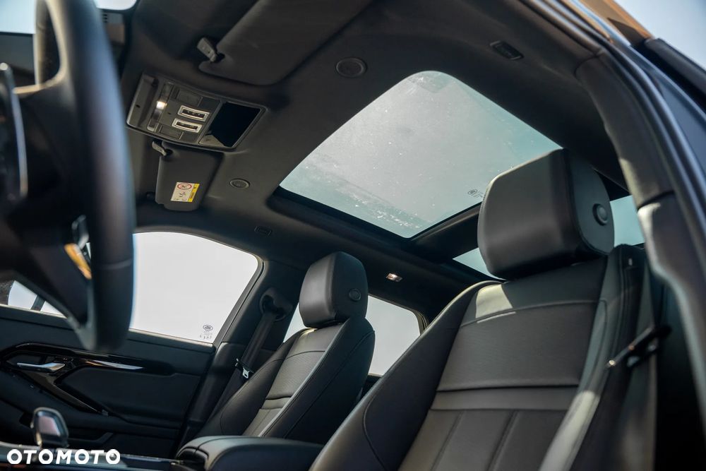 Land Rover Range Rover Evoque - 15