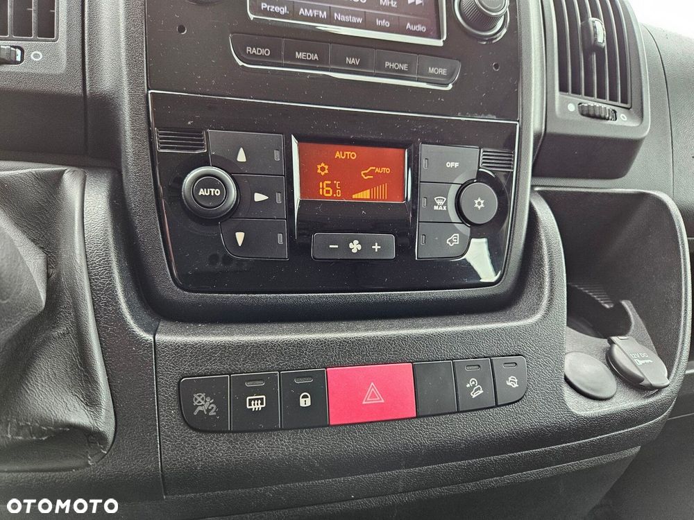 Peugeot boxer L4H2 *89999zł NETTO* Brygadówka 6 osób 2,2HDi/165KM - 30