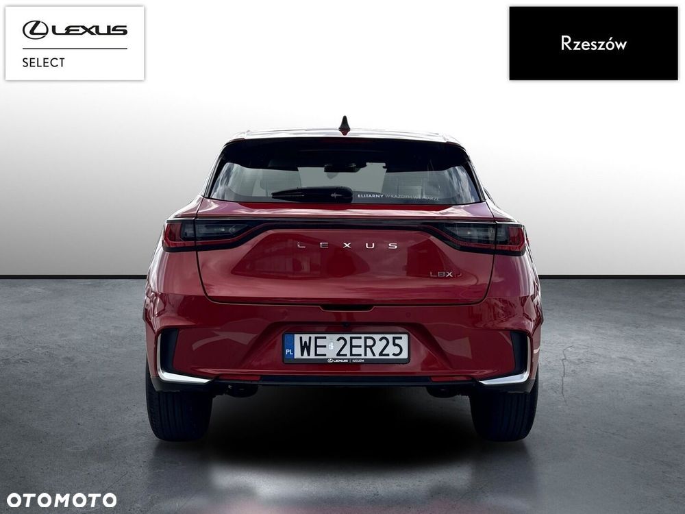 Lexus Lbx 2024 photo 4
