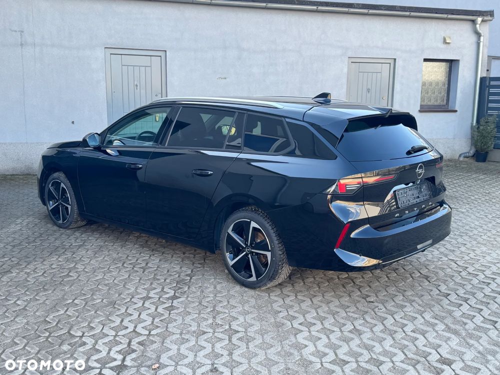 Opel Astra 1.5 D Automatik Enjoy - 4