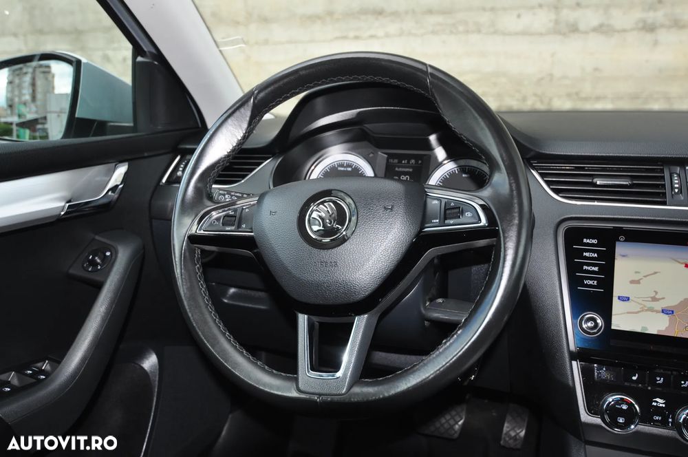 Skoda Octavia 2.0 TDI DSG Ambition - 19