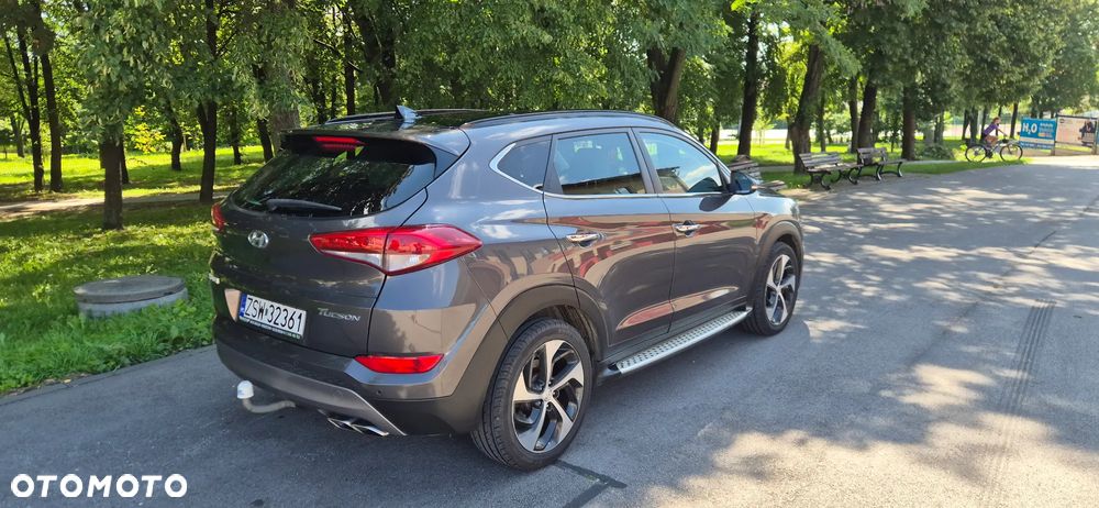 Hyundai Tucson 2.0 CRDI BlueDrive Comfort 2WD - 4