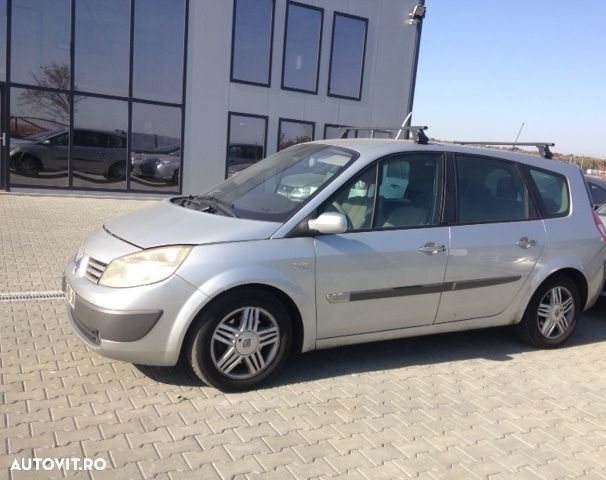 Dezmembram Renault Megane Scenic an fabr 2006,1,9 dci - 1