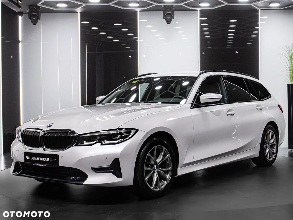 BMW Seria 3 318d Sport Line - 2
