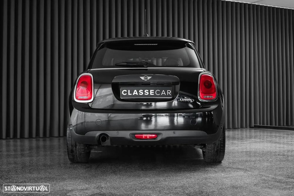 MINI 3 Portas One D - 6