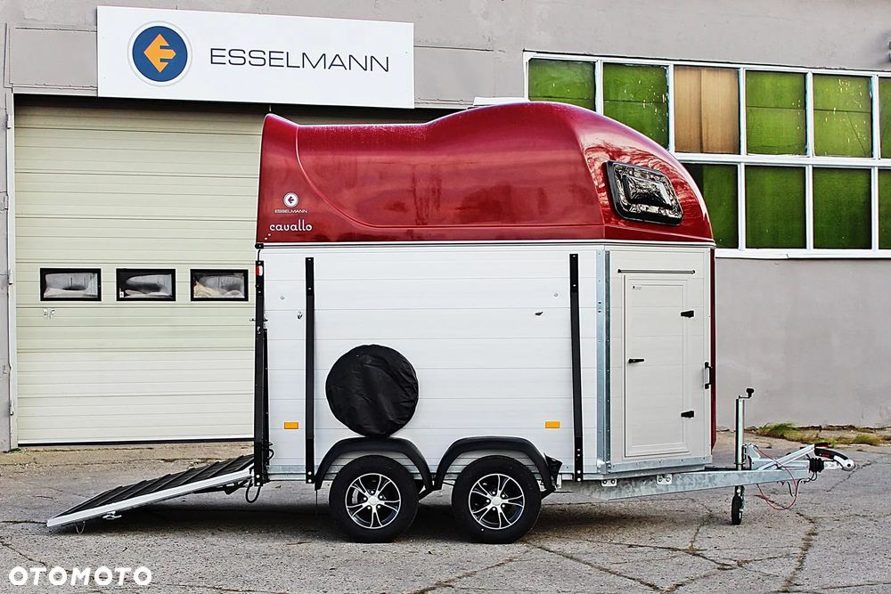 Esselmann przyczepa do przewozu zwierząt z siodlarnią - 6