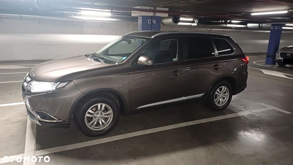 Mitsubishi Outlander 2.0 Intense + 4WD CVT - 2