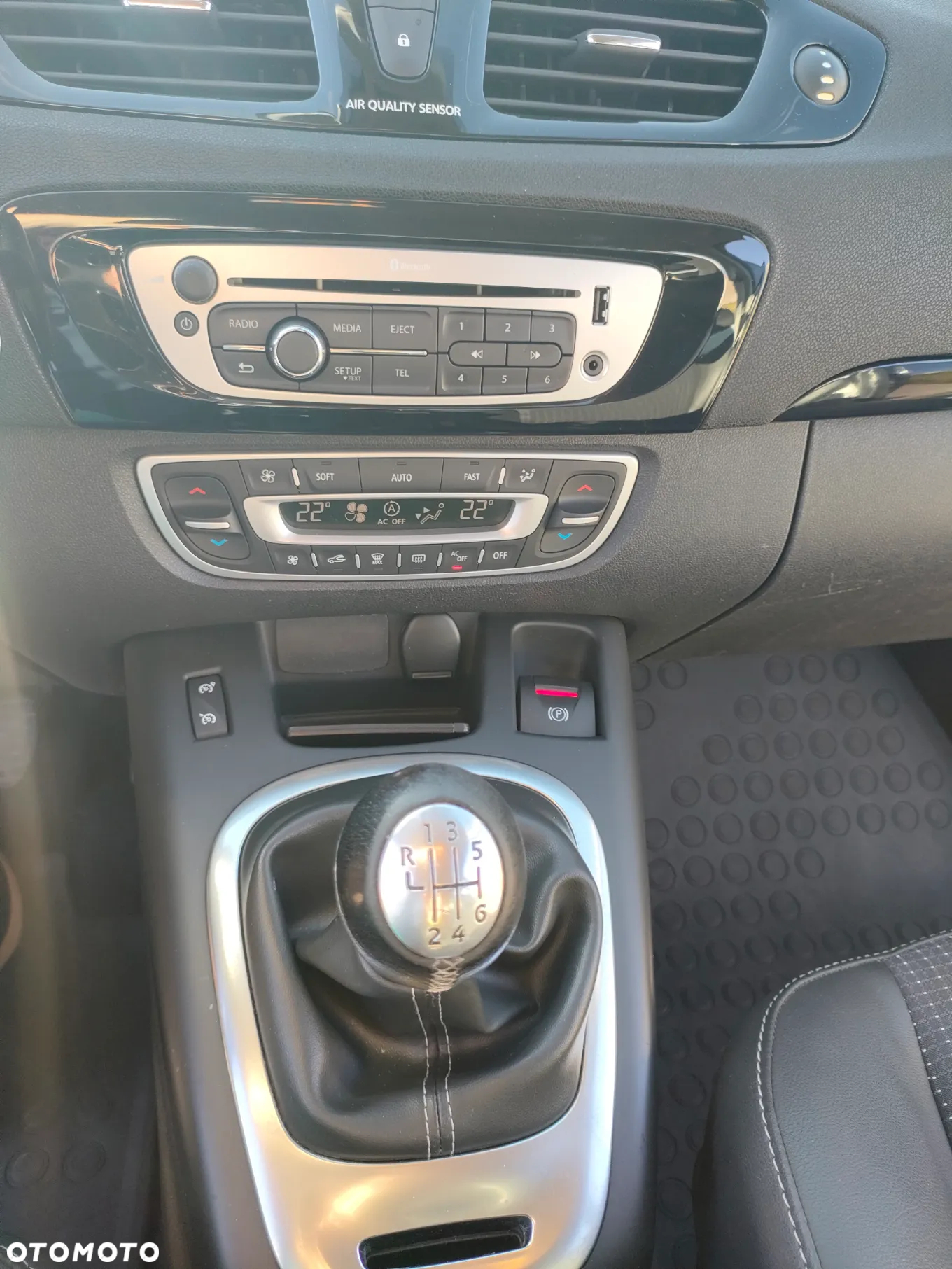 Renault Scenic 1.6dCi Energy Bose Edition - 26