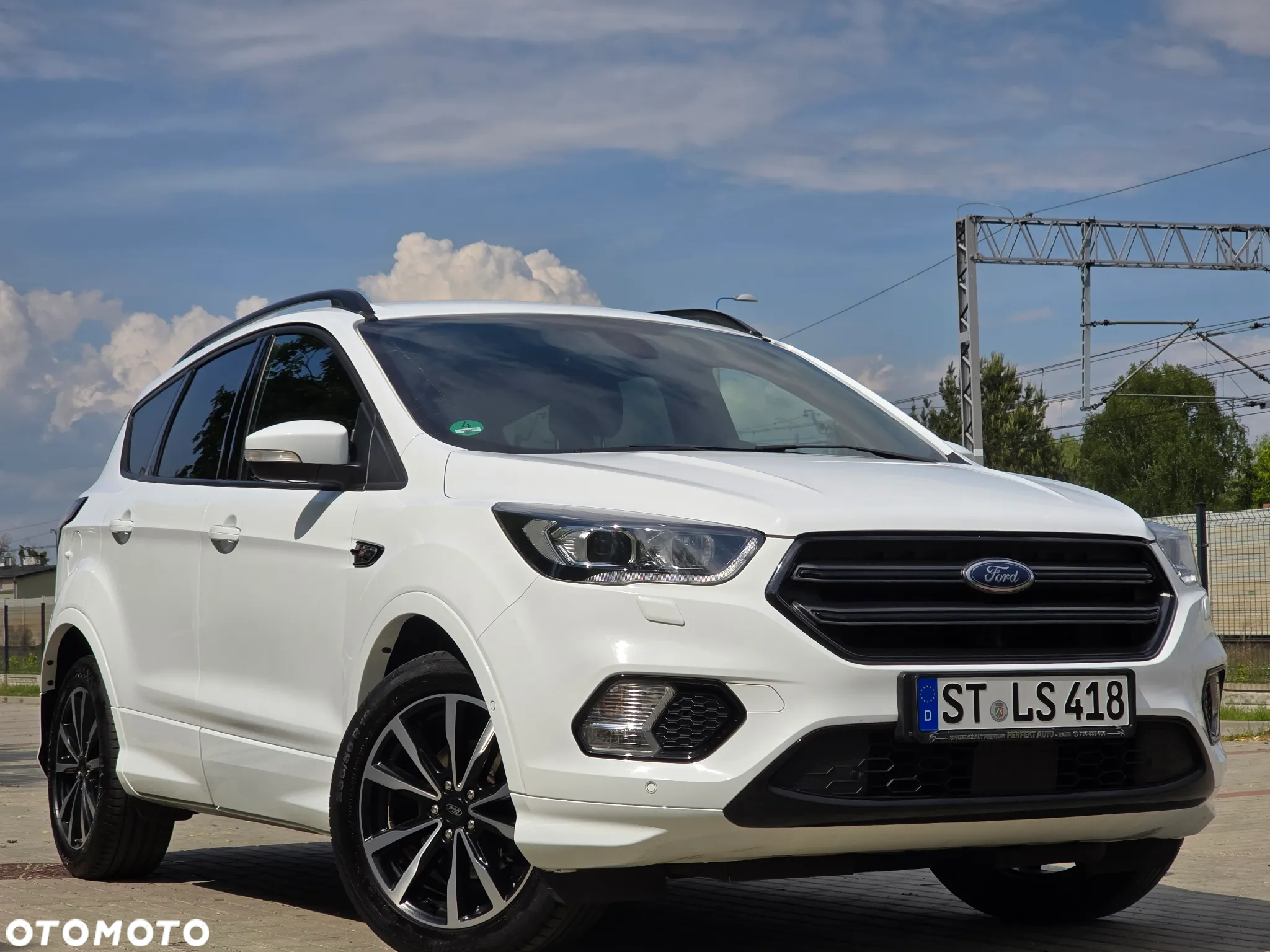 Ford Kuga 1.5 EcoBoost 2x4 ST-Line - 36