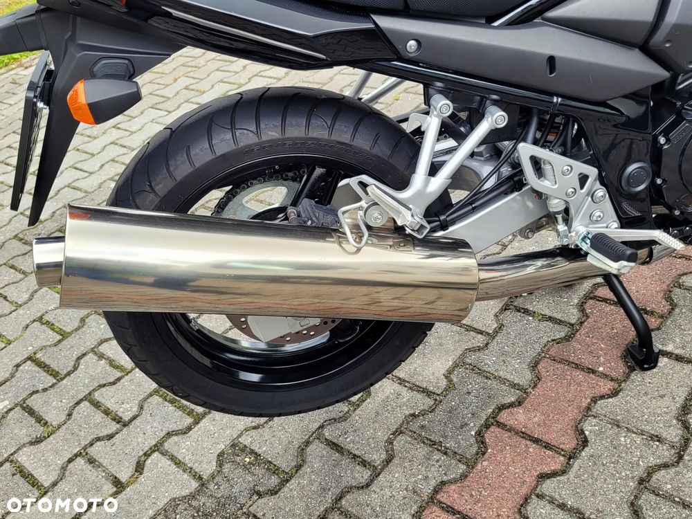 Suzuki Bandit - 12