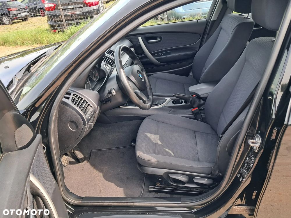 BMW Seria 1 - 12
