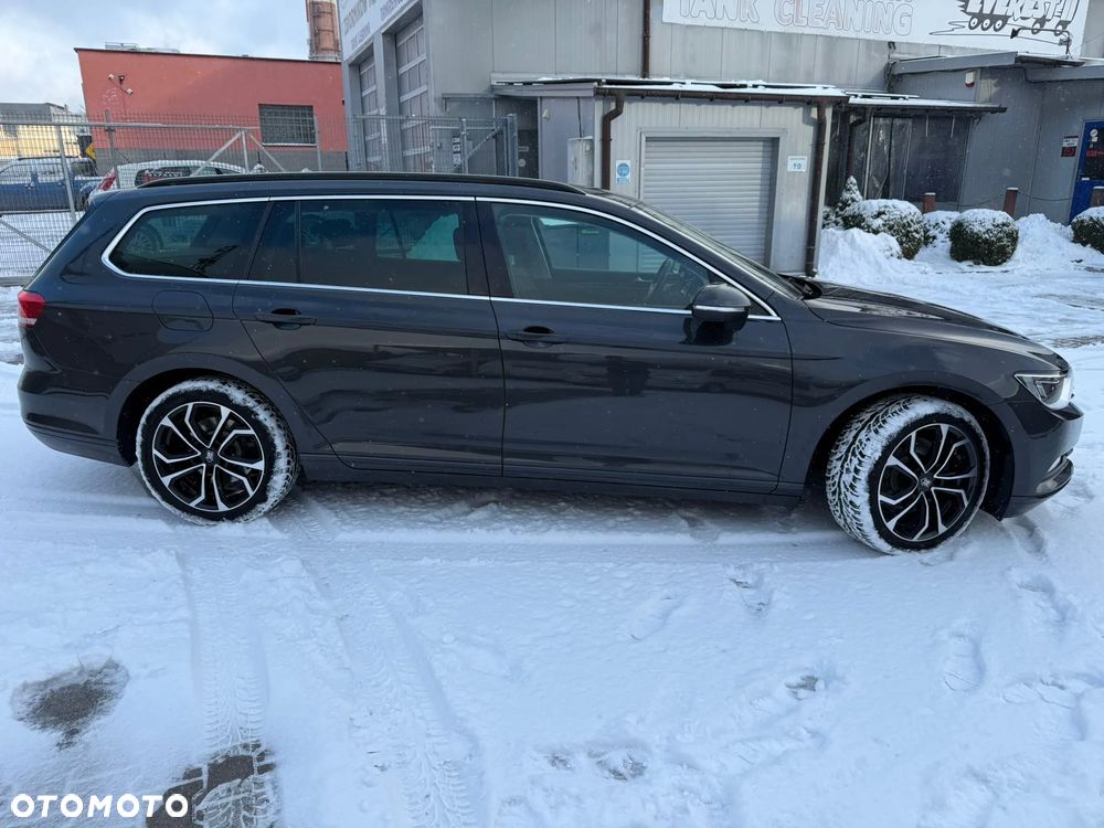 Volkswagen Passat 2.0 TDI SCR Comfortline DSG - 6