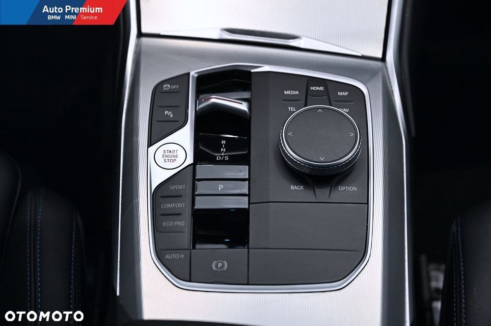 BMW Seria 3 320d xDrive mHEV - 18