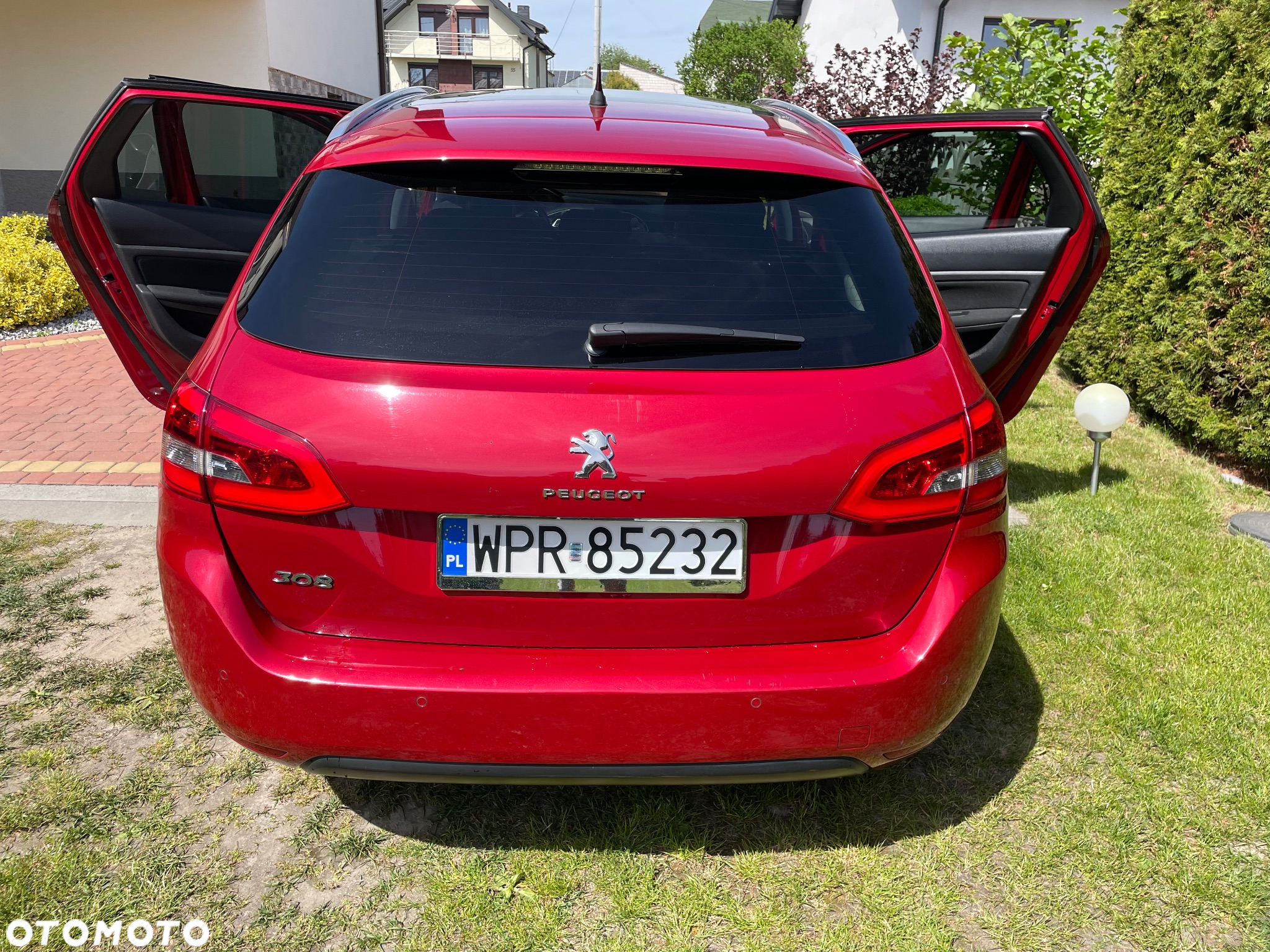 Peugeot 308 1.2 PureTech Allure S&S - 12