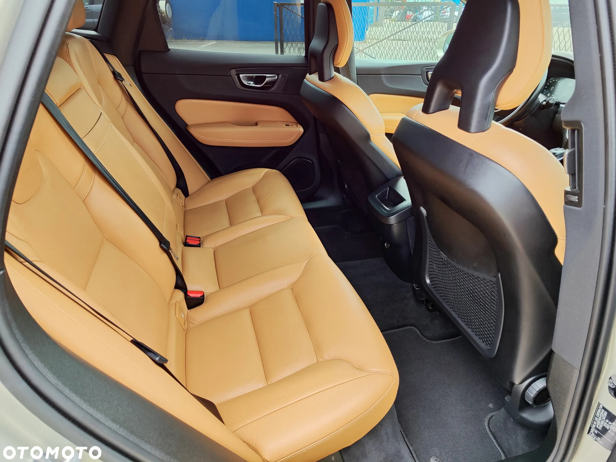 Volvo XC 60 D4 AWD Momentum - 14