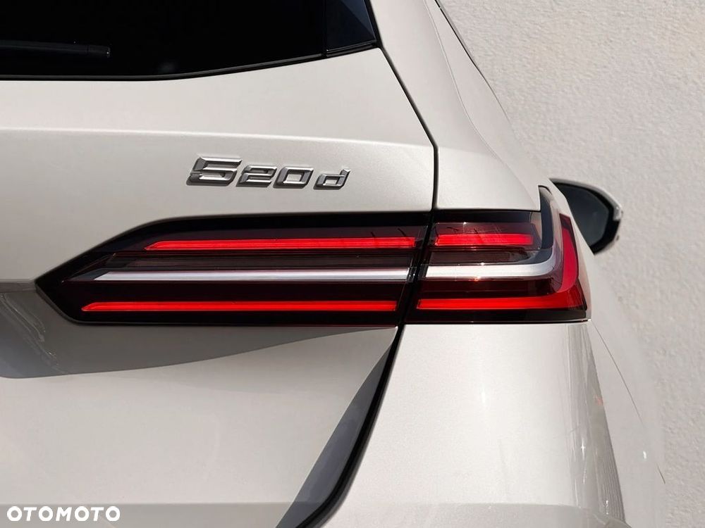 BMW Seria 5 520d - 9