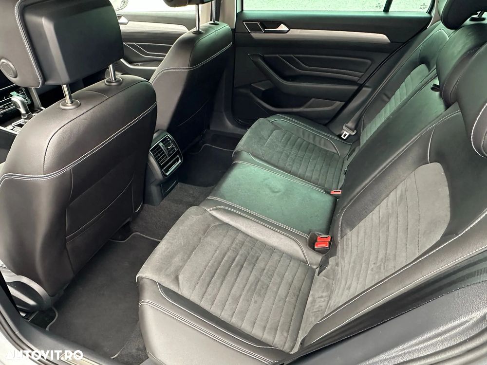 Volkswagen Passat - 13