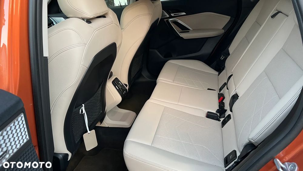 BMW X1 sDrive18i xLine - 34