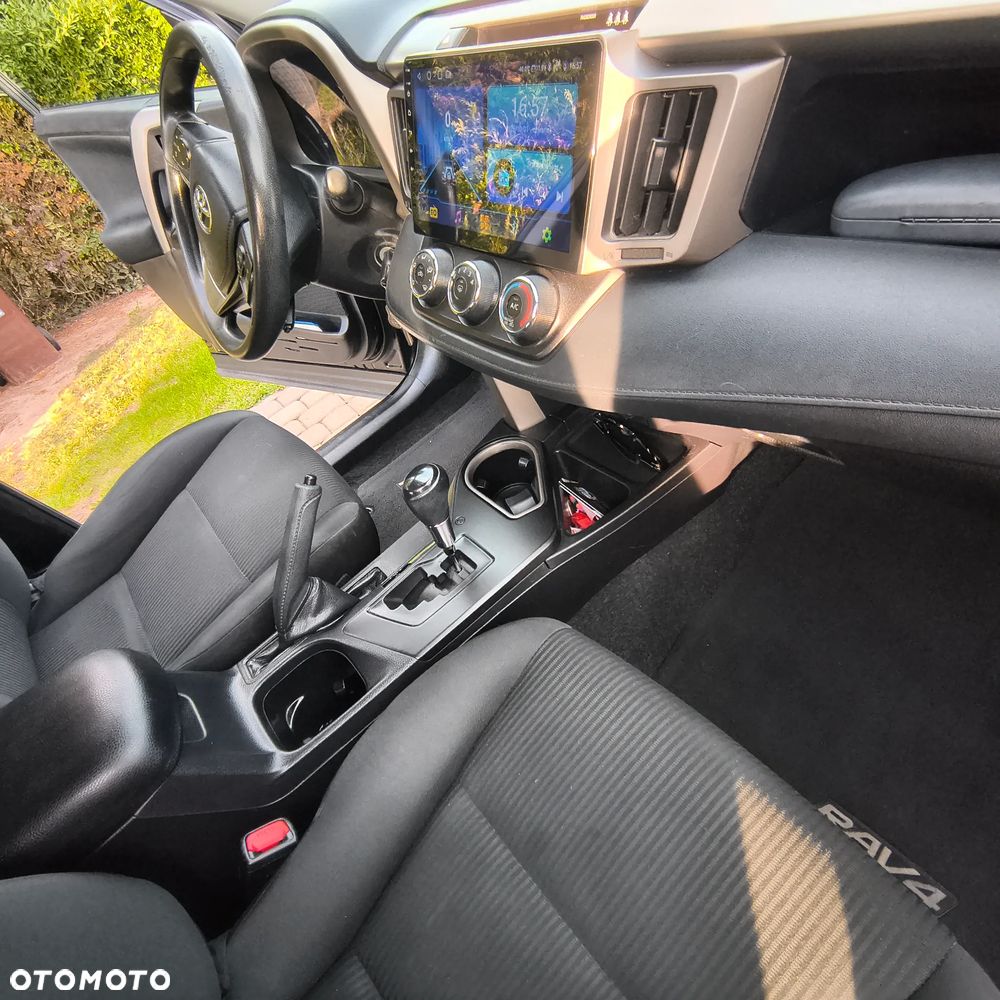 Toyota RAV4 - 3