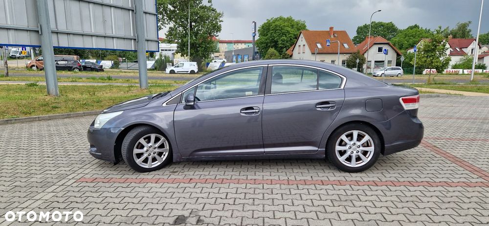 Toyota Avensis 2.0 Sol plus MS - 8