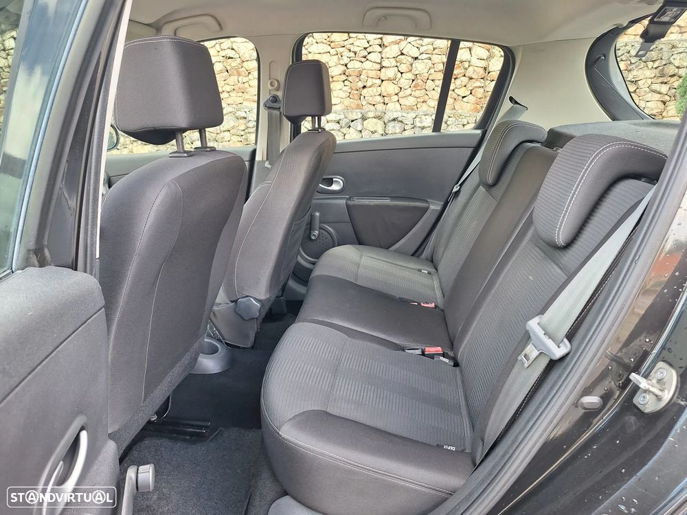 Renault Clio 1.5 dCi Dynamique 98g - 11