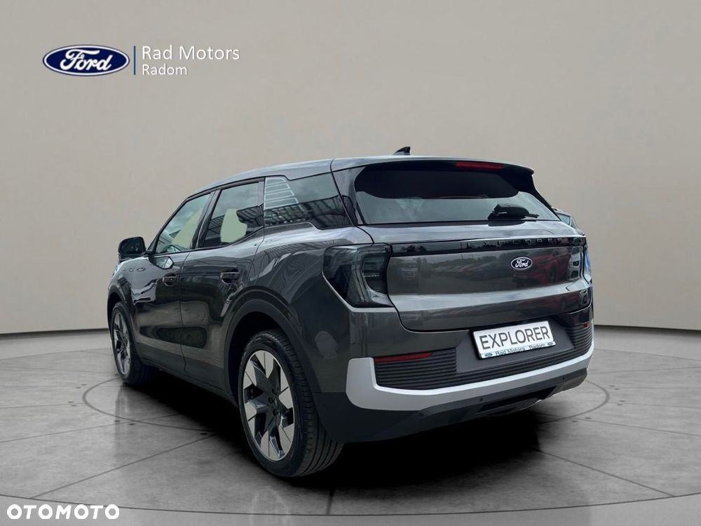 Ford Explorer 77kWh Premium AWD - 3