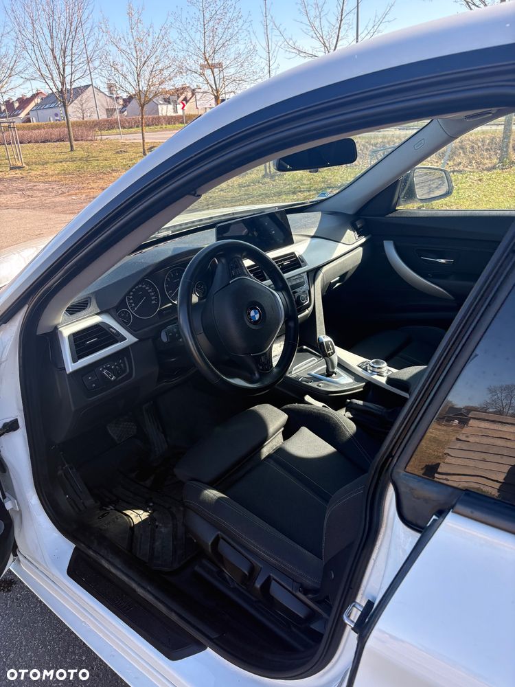 BMW 3GT 320i Advantage - 5