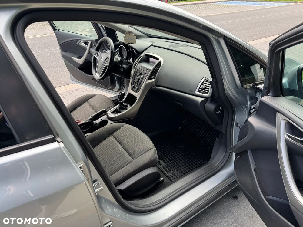 Opel Astra 1.4 Essentia - 19