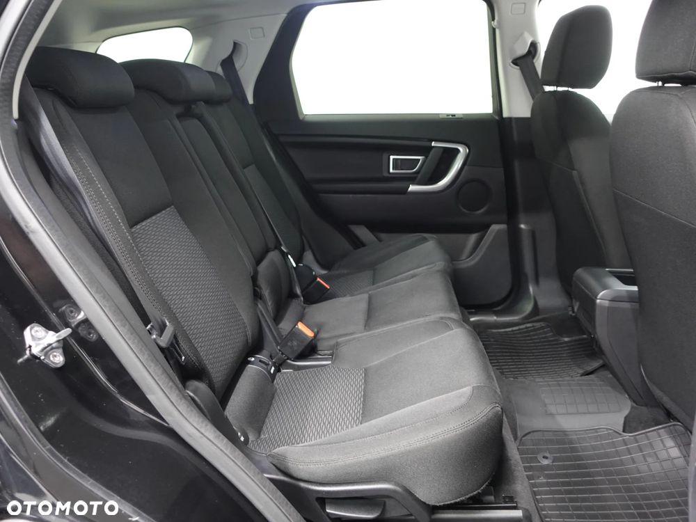 Land Rover Discovery Sport - 22