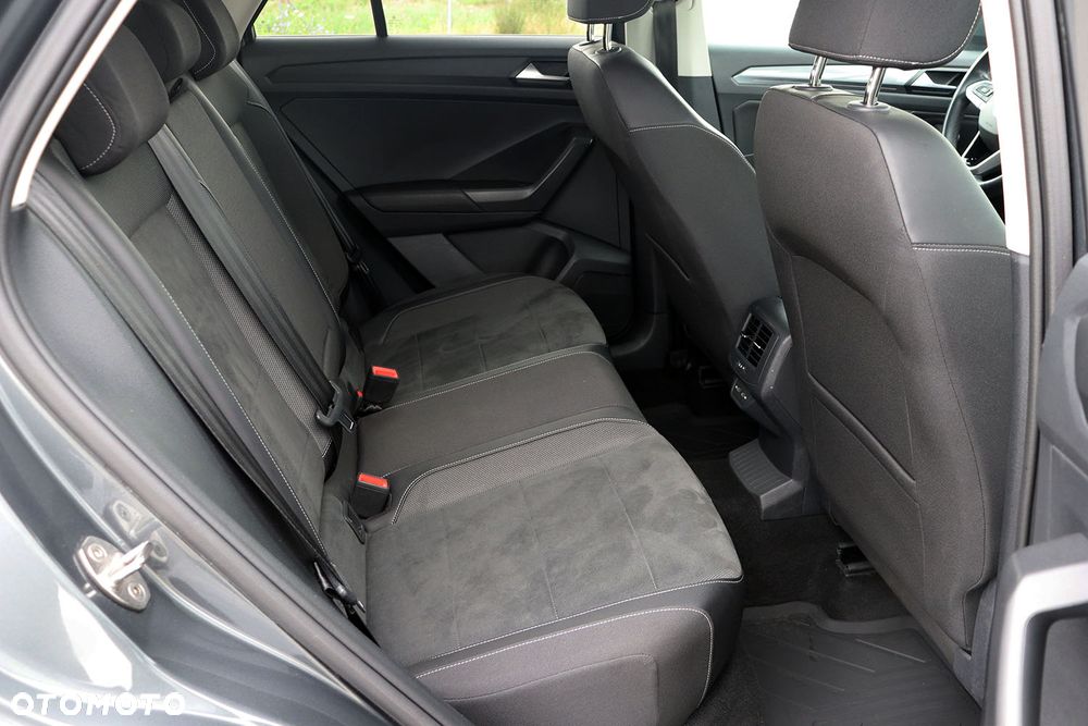Volkswagen T-Roc 1.5 TSI Style DSG - 9