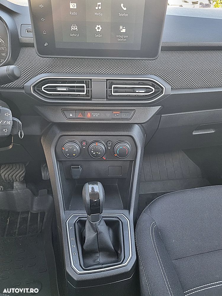 Dacia Logan TCe 90 CVT Expression - 6