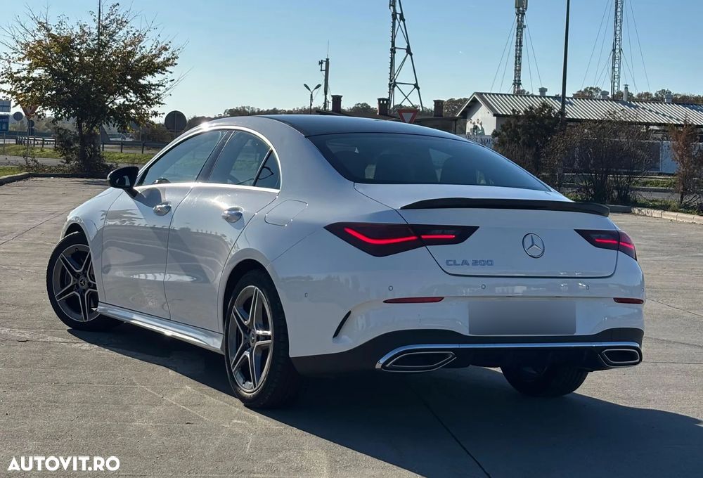 Mercedes-Benz CLA 200 7G-DCT Edition AMG Line - 2