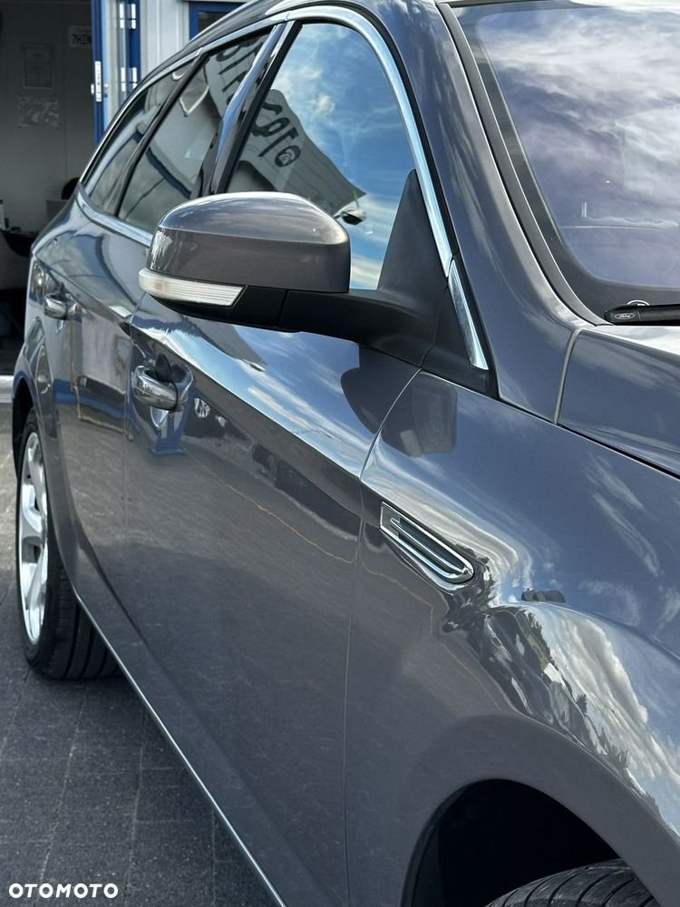 Ford Mondeo - 26
