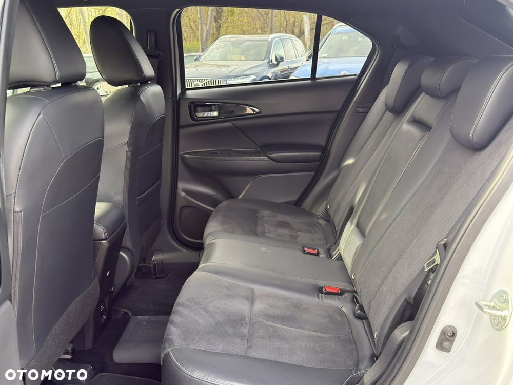 Mitsubishi Eclipse Cross - 19