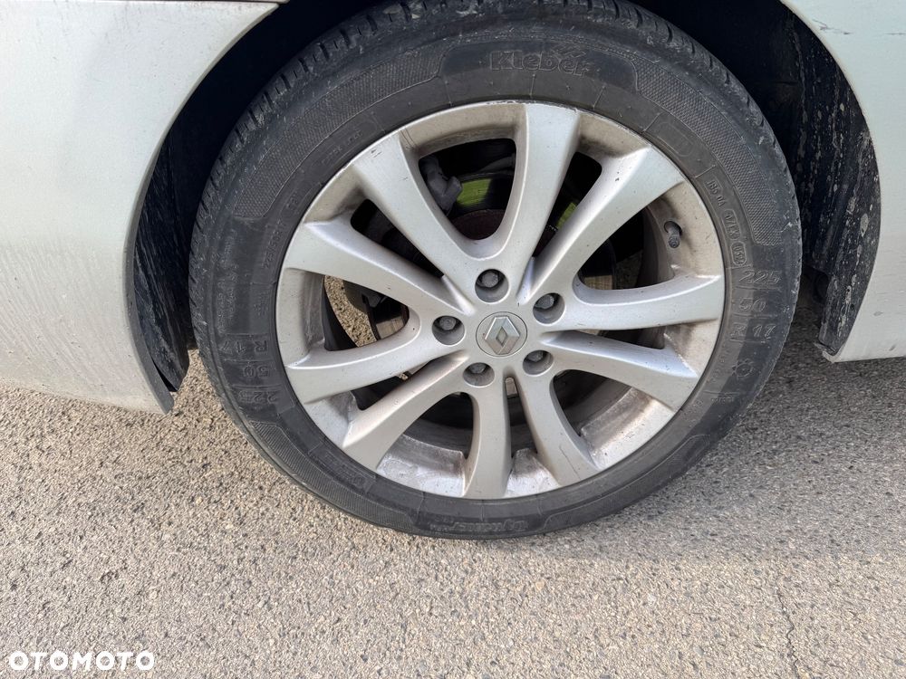 Renault Latitude 2.0 dCi Privilege - 8