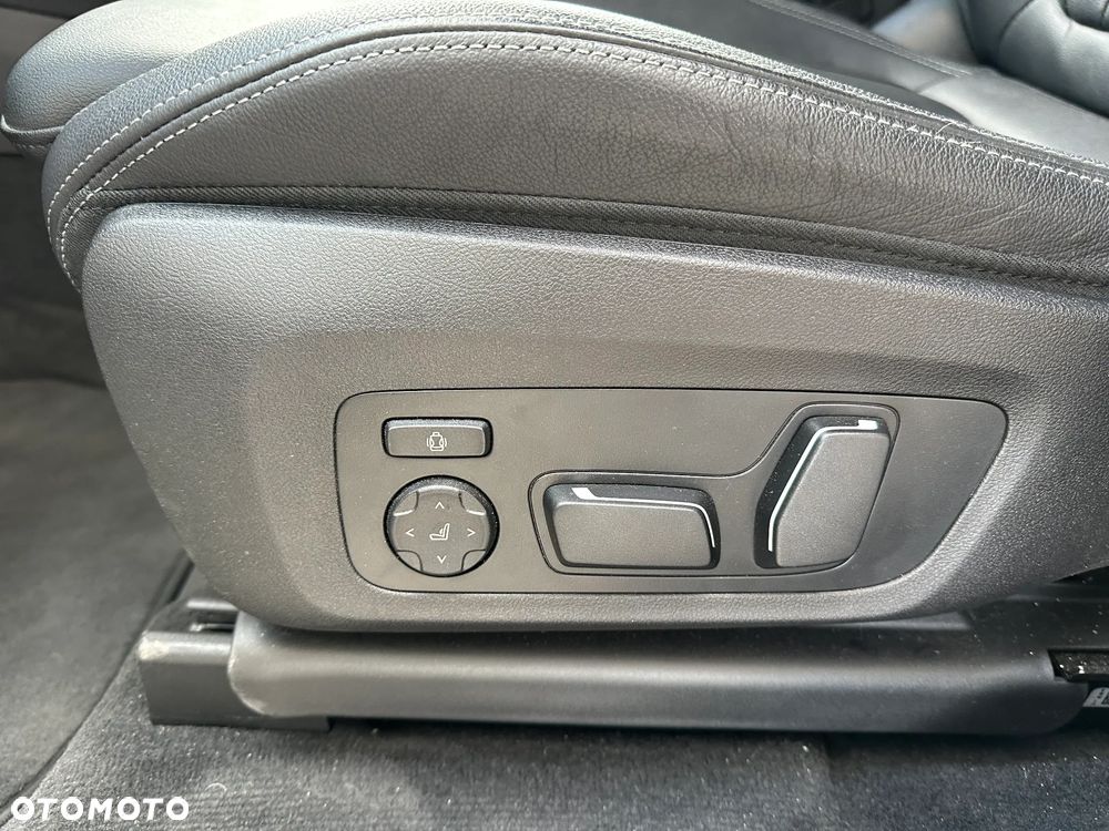 BMW X4 - 10