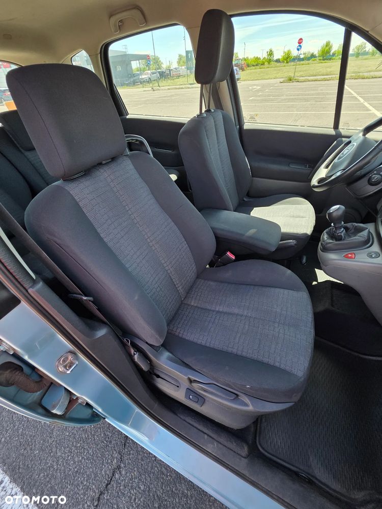 Renault Scenic 1.5 dCi Alize - 15