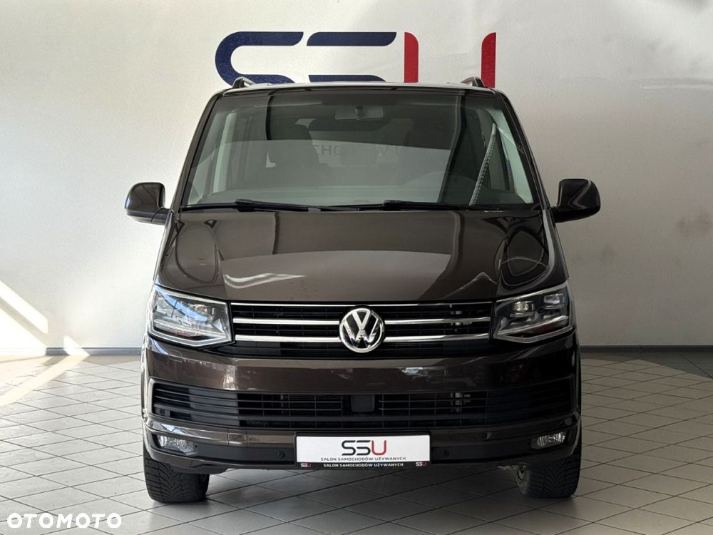 Volkswagen Multivan - 10